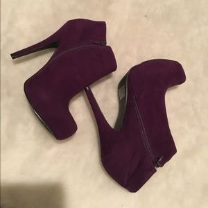 Cute booties 💜💜